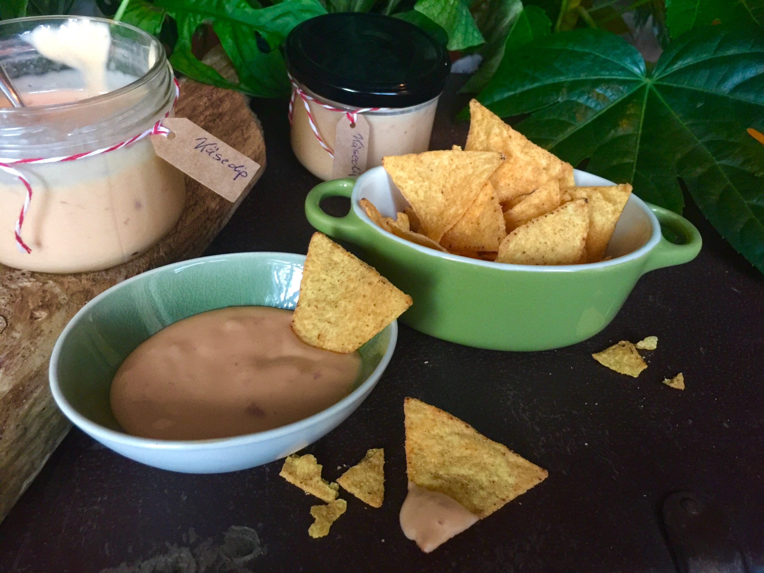 Käsedip zu Nachos und Co. - Sweet and Salted - Food Blog