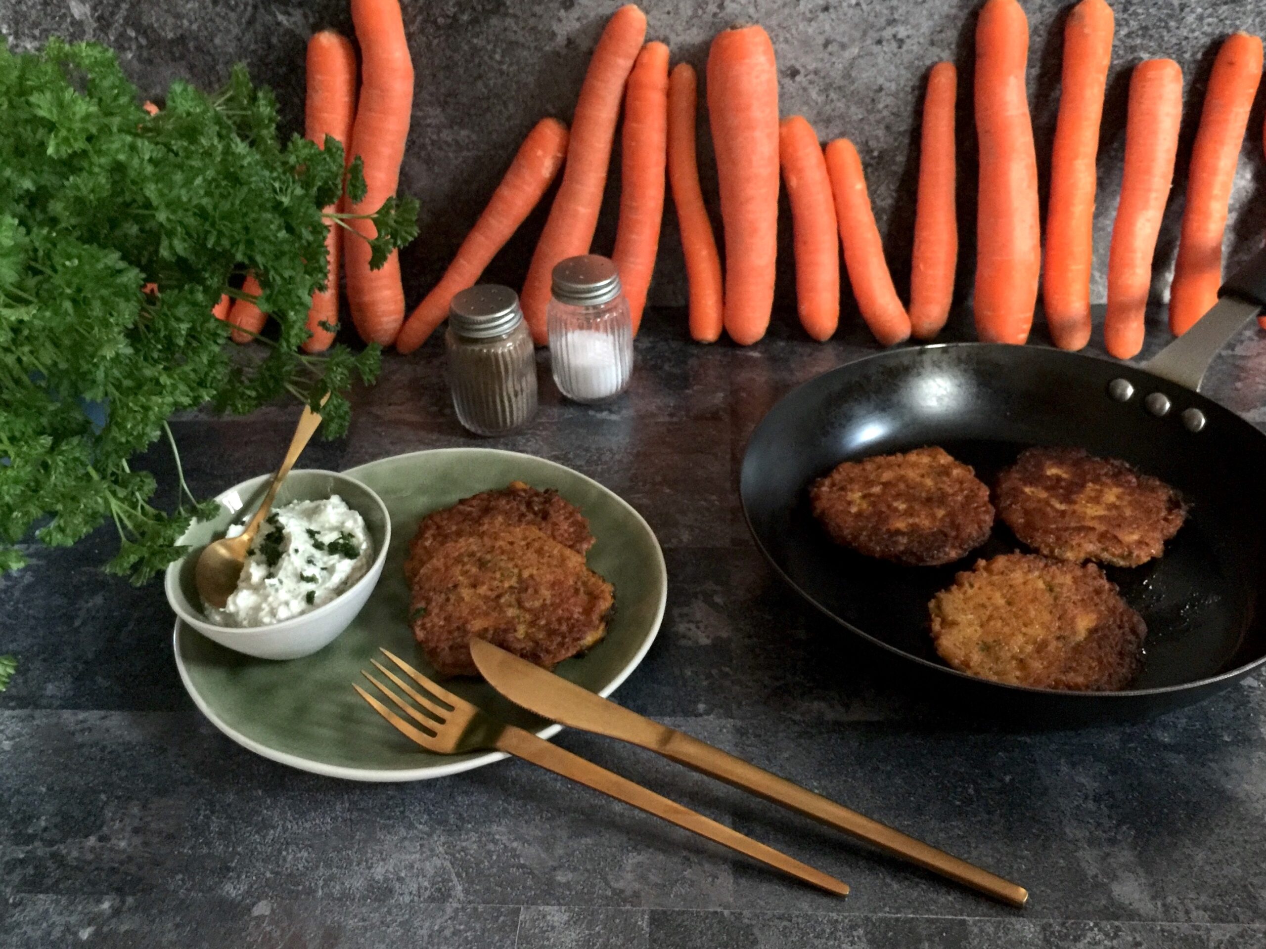 Möhrenrösti mit Fetacreme - Sweet and Salted - Foodblog