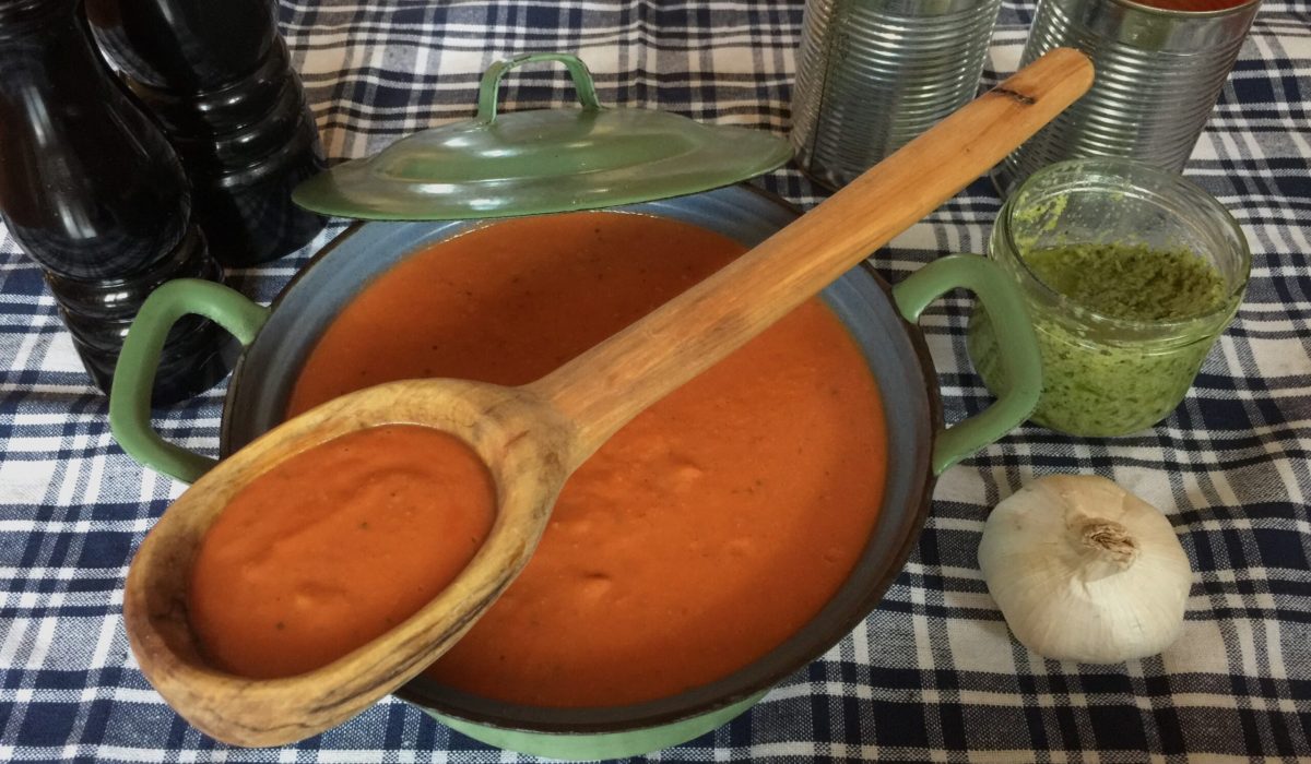 Tomatensuppe mit Pesto